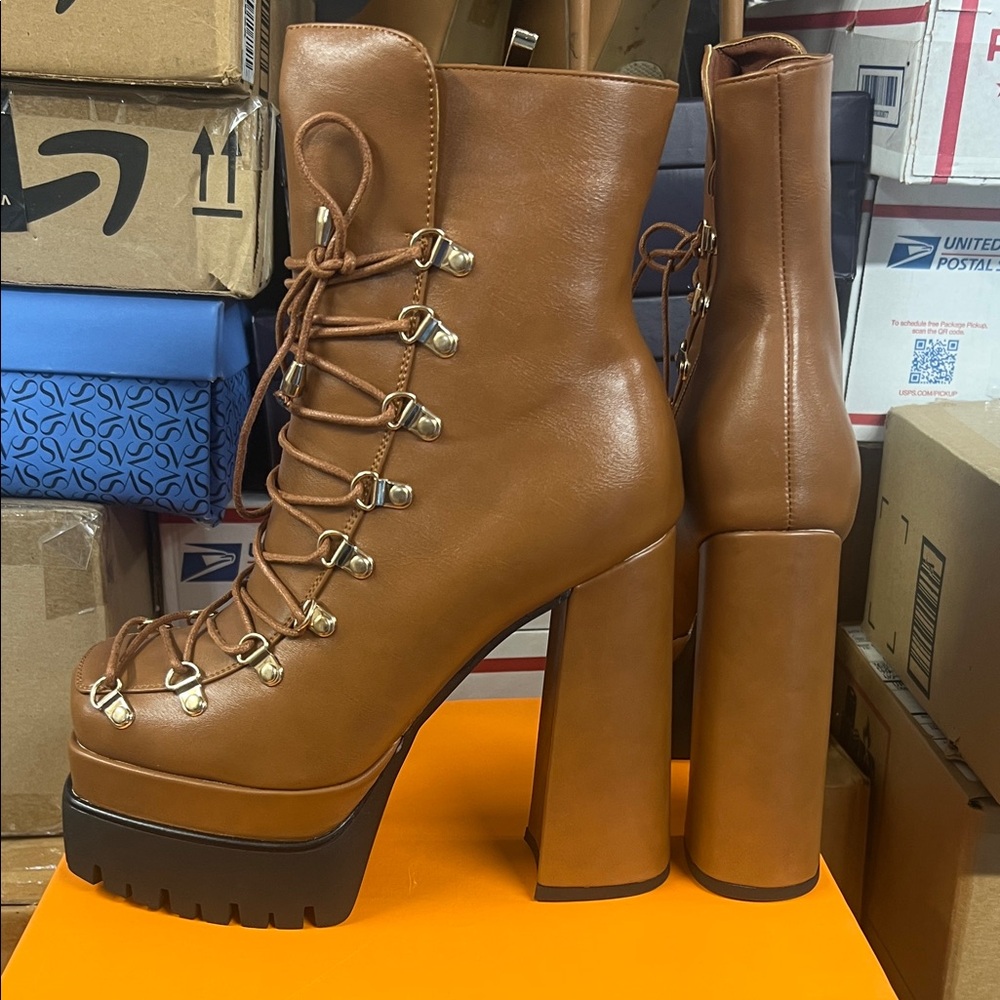 Brown Platform Lace-Up Boots